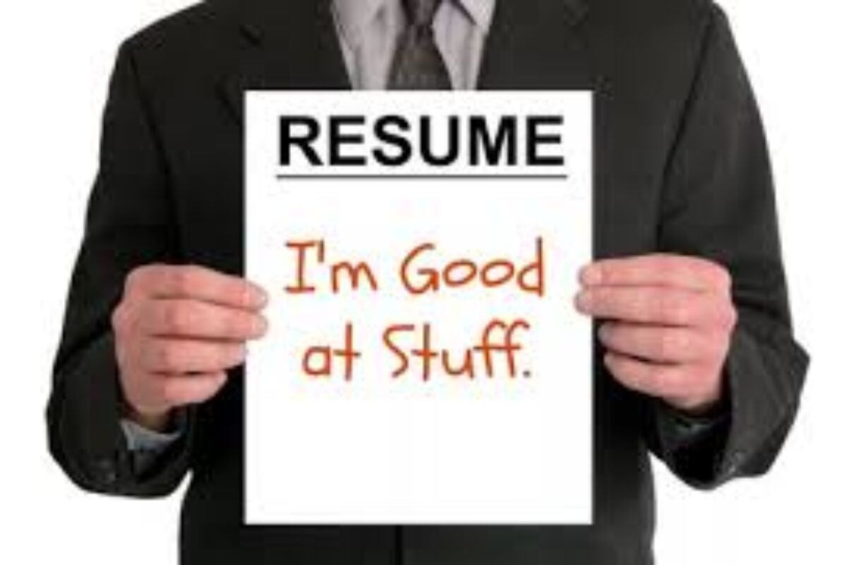 Learn how to effectively reflect a career change in your resume. Get expert tips from Sydney Resume to make your transition seamless and successful!